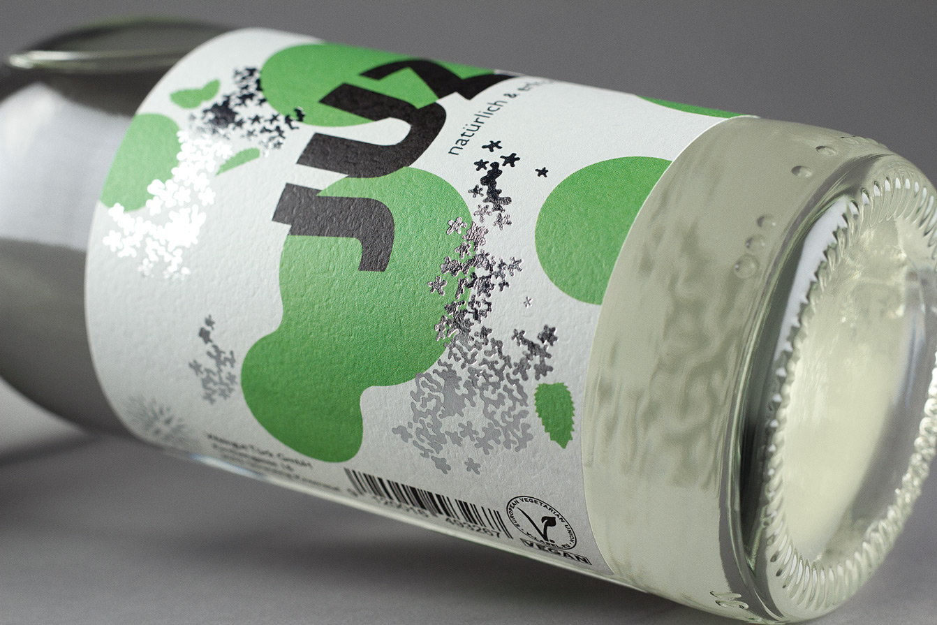 Juzzz_Bottle_3 Juzzz_Bottle_3